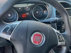 Bianco Usata 2012 Fiat Punto Due volumi | 2800 € (Buon prezzo)