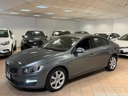 Grigio Usata 2017 Volvo S60 R-Design Tre volumi | 11.990 €