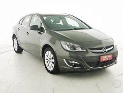 Antracite Usata 2015 Opel Astra Cosmo Tre volumi | 8900 € (Buon prezzo)