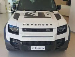 Bianco fusjii Usata 2022 Land Rover Defender SE Dynamic SUV | 71.900 € (Ottimo prezzo)
