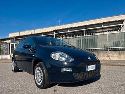 Blu Usata 2017 Fiat Punto Street Tre volumi | 5950 € (Buon prezzo)