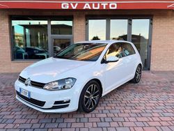 Bianco Usata 2015 VW Golf VII Executive Tre volumi | 10.300 € (Buon prezzo)