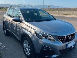 Grigio Usata 2018 Peugeot 3008 SUV | 12.999 € (Ottimo prezzo)