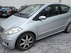Argento Usata 2005 Mercedes A150 Avantgarde Coupé | 1200 € (Buon prezzo)