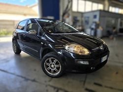 Nero Usata 2010 Fiat Punto Evo Emotion Due volumi | 3499 €