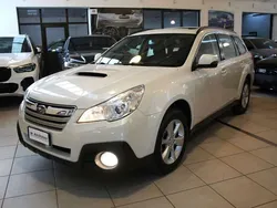 Bianco Usata 2010 Subaru Outback Trend SUV | 11.000 € (Molto cara)