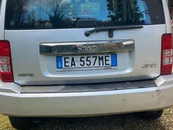 Usata 2010 Jeep Cherokee SUV | 6000 € (Buon prezzo)