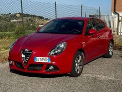 Rosso Usata 2015 Alfa Romeo Giulietta Progression Tre volumi | 8500 € (Ottimo prezzo)
