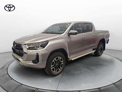 Argento Usata 2024 Toyota HiLux Executive Pick-up | 49.500 € (Molto cara)