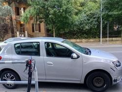 Usata 2013 Dacia Sandero Due volumi | 2300 € (Ottimo prezzo)