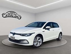 Bianco Usata 2021 VW Golf VIII Executive Tre volumi | 19.900 € (Buon prezzo)