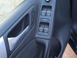 Nero Usata 2008 VW Golf VI Highline Tre volumi | 6000 € (Buon prezzo)