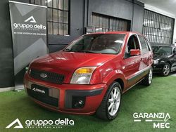Rosso Usata 2006 Ford Fusion Collection Monovolume | 3450 € (Molto cara)