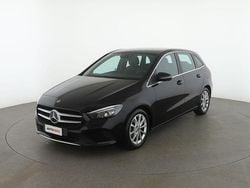 Musta Käytetty 2020 Mercedes B180 Tila-auto | 21.899 € (Hyvä tarjous)