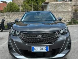 Grigio Usata 2021 Peugeot 2008 SUV | 20.000 € (Cara)