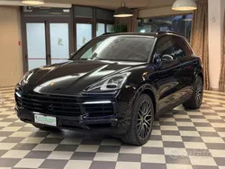 Usata 2022 Porsche Cayenne Platinum Edition SUV | 81.750 € (Super prezzo)