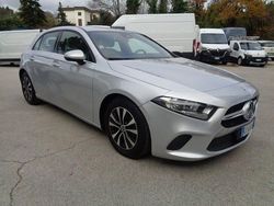 Argento(met.) Usata 2020 Mercedes A200 Business Tre volumi | 24.800 € (Buon prezzo)