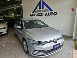Argento Usata 2021 VW Golf Life Tre volumi | 17.500 € (Buon prezzo)