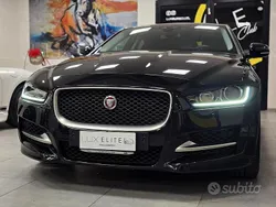 Ultimate black metallic nero Usata 2017 Jaguar XE R-Sport Tre volumi | 16.999 € (Ottimo prezzo)