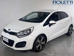 Bianco Usata 2014 Kia Rio Tre volumi | 7450 € (Buon prezzo)