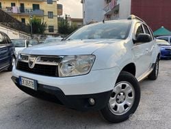 Bianco Usata 2011 Dacia Duster Lauréate SUV | 3499 € (Super prezzo)
