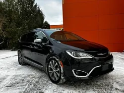 Nero Usata 2019 Chrysler Pacifica Limited SUV | 36.900 €