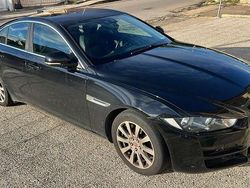 Nero Usata 2016 Jaguar XE Business Edition Tre volumi | 16.500 € (Cara)