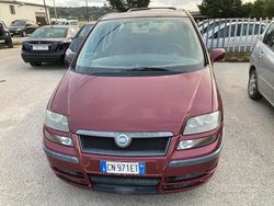 Rosso Usata 2004 Fiat Ulysse Monovolume | 3699 €