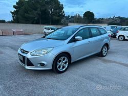 Grigio Usata 2013 Ford Focus Station wagon | 5490 € (Molto cara)