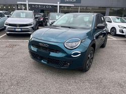 Blu/azzurro Nuova 2025 Fiat 600 Pop SUV | 21.990 €