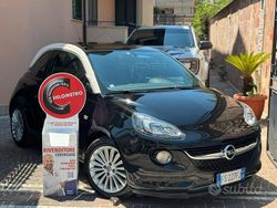 Nero Usata 2018 Opel Adam Rocks Rocks Due volumi | 5990 € (Buon prezzo)
