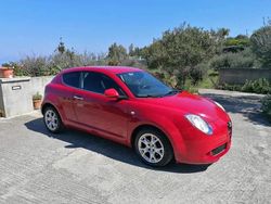 Rosso Usata 2010 Alfa Romeo MiTo Due volumi | 4000 € (Buon prezzo)