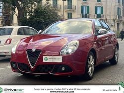 Rosso Usata 2012 Alfa Romeo Giulietta Tre volumi | 7900 € (Buon prezzo)
