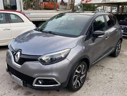 Grigio Usata 2015 Renault Captur SUV | 8399 € (Buon prezzo)