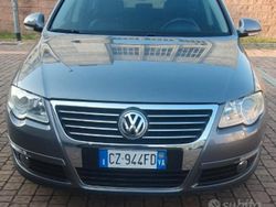 Grigio Usata 2005 VW Passat Station wagon | 2500 €