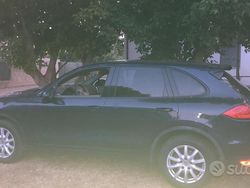 Blu Usata 2011 Porsche Cayenne SUV | 19.900 € (Buon prezzo)