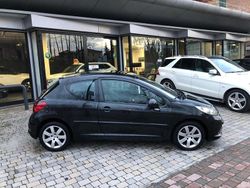 Nero Usata 2006 Peugeot 207 Tre volumi | 2500 € (Buon prezzo)