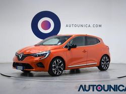 Arancione Usata 2023 Renault Clio V Techno Tre volumi | 17.900 € (Buon prezzo)
