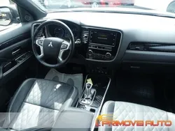 Grigio Usata 2019 Mitsubishi Outlander P-HEV Edition SUV | 30.000 €