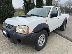 Usata 2011 Nissan Navara Pick-up | 10.900 € (Super prezzo)