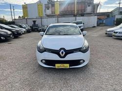 Bianco Usata 2014 Renault Clio IV Tre volumi | 5500 € (Buon prezzo)
