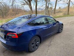 Blu/azzurro Usata 2021 Tesla Model 3 Tre volumi | 24.500 € (Buon prezzo)