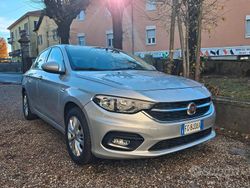 Grigio Usata 2015 Fiat Tipo Opening Edition Tre volumi | 8500 € (Cara)
