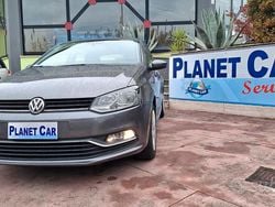 Grigio Usata 2015 VW Polo Comfortline Tre volumi | 7499 € (Buon prezzo)