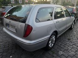 Usata 2001 Lancia Lybra Tre volumi | 1000 € (Ottimo prezzo)