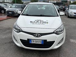 Bianco Usata 2012 Hyundai i20 Edition Tre volumi | 3499 € (Buon prezzo)