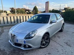 Argento Usata 2015 Alfa Romeo Giulietta Progression Due volumi | 8000 € (Ottimo prezzo)