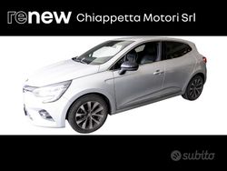 Grigio Usata 2023 Renault Clio V Intens Tre volumi | 14.900 € (Buon prezzo)