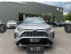 Usata 2020 Toyota RAV4 Hybrid SUV | 28.700 € (Buon prezzo)