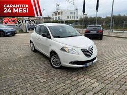 Bianco Usata 2015 Lancia Ypsilon Gold Due volumi | 7900 € (Molto cara)